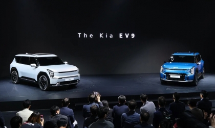 Xe Xanh: KIA EV9 chính thức lộ diện công khai